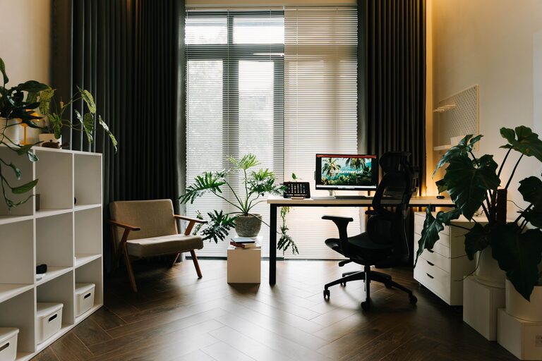 Tips for Creating a Cozy Home Office Space That Boosts Productivity